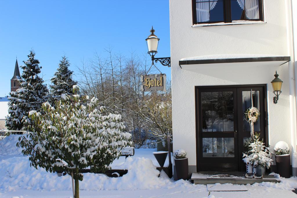 Hotel Schinderhannes Sohren Exterior foto